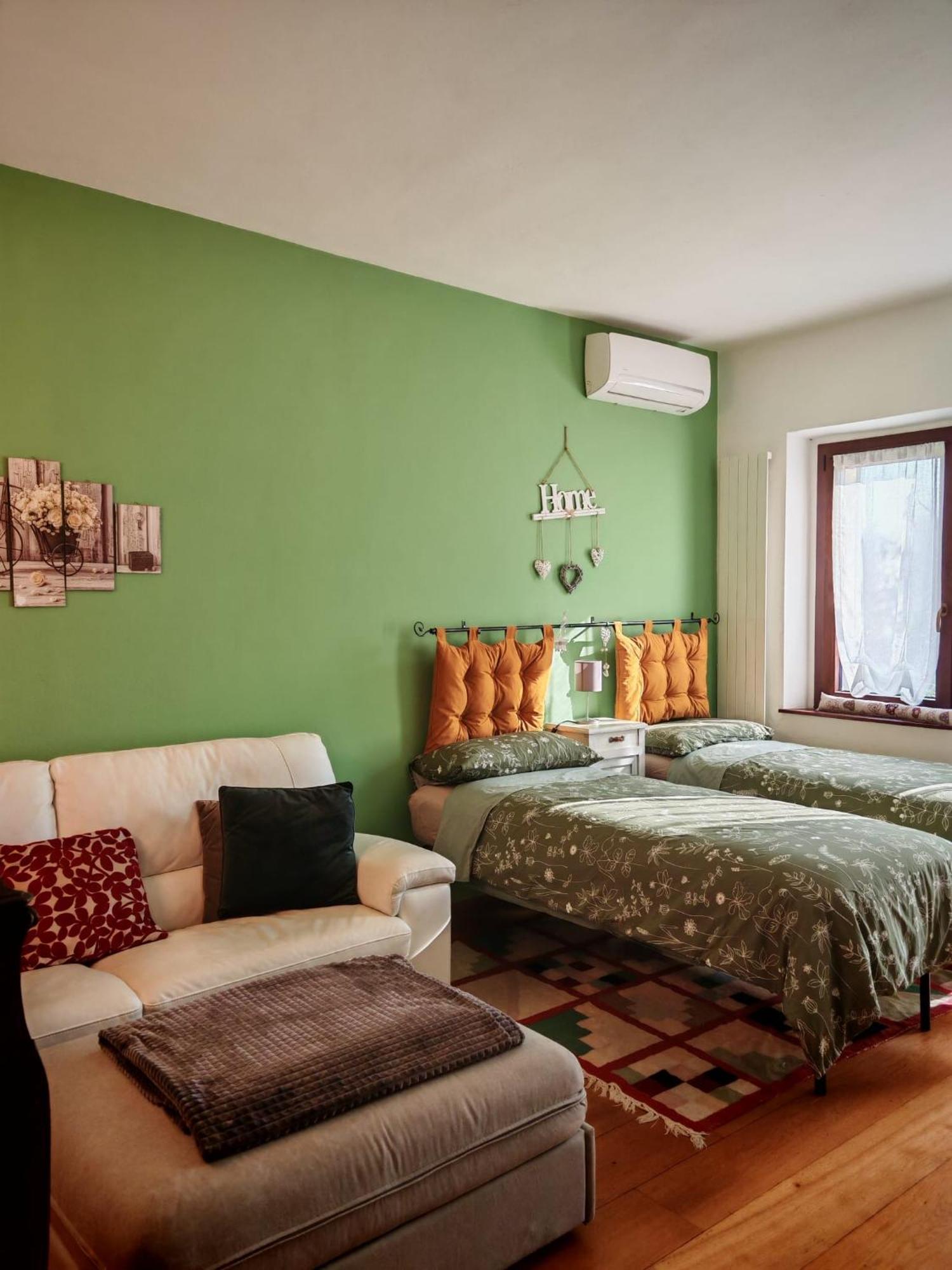 Ca' Degli Ovi B&B Valenza Exteriör bild